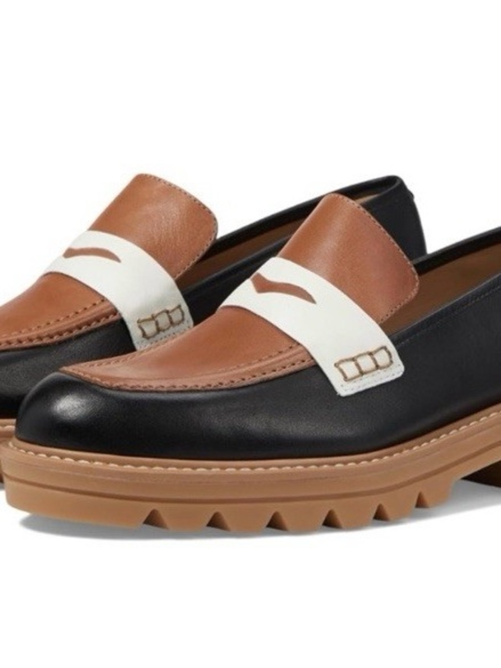 Like new Bernardo Chandler women ‘s Lug Sole Loafer In Luggage Multi Antique Cal